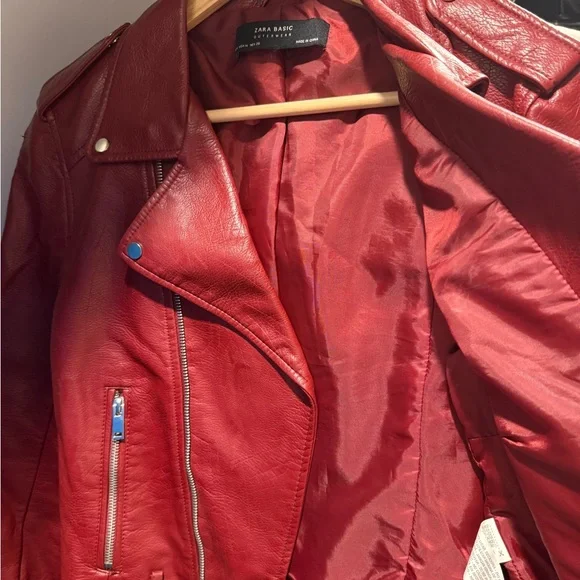 Elegant Burgundy Zara pleather Jacket - Picture 3 of 6